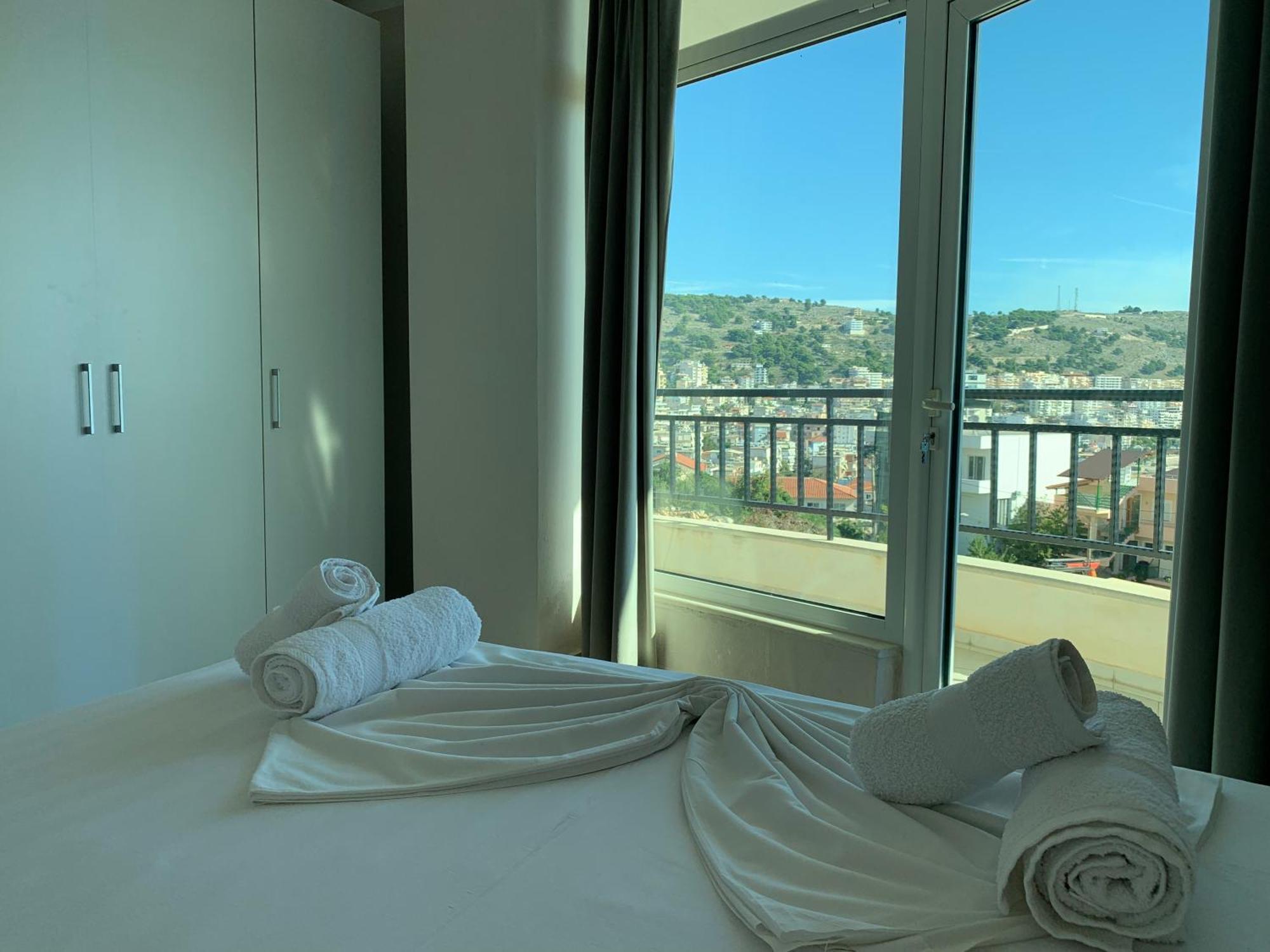Guest - Sea Breeze Apartments Саранда Екстер'єр фото